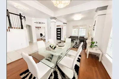 5507 Cranston Court, Sugar Land, TX 77479 - Photo 3