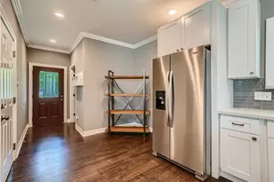 3801 Oxford St, Houston, TX 77022 - Photo 5