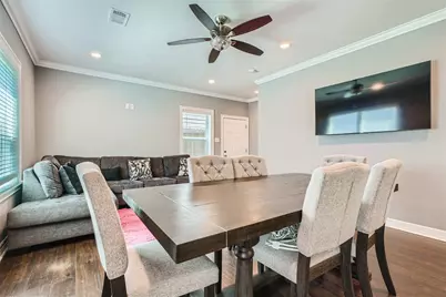 3801 Oxford Street #B, Houston, TX 77022 - Photo 7