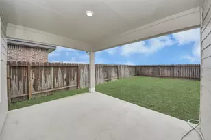 7911 Wrangler Shack Ln, Rosharon, TX 77583 - Photo 5