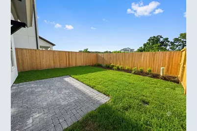 5914 Cottage Grove Lake Street, Houston, TX 77007 - Photo 1
