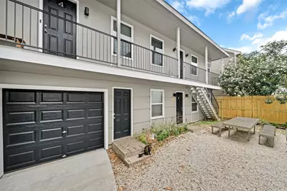 1953 Dryden Street #4, Houston, TX 77030 - Photo 3