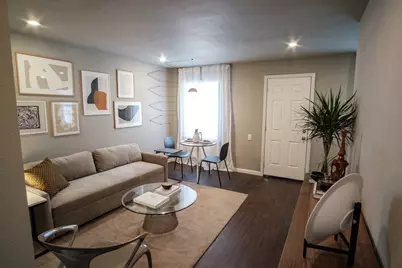 1953 Dryden Street #4, Houston, TX 77030 - Photo 5