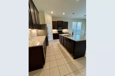 13201 Anchor Isle Court, Texas City, TX 77568 - Photo 5