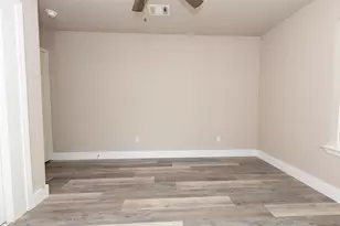 210 W Grange St, Weimar, TX 78962 - Photo 7