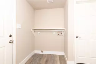 210 W Grange St, Weimar, TX 78962 - Photo 21