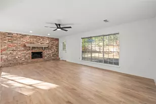 19415 Enchanted Oaks Dr, Spring, TX 77388 - Photo 11