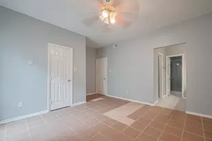 9707 Richmond Ave, Houston, TX 77042 - Photo 35