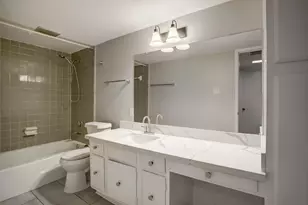 353 N Post Oak Ln, Houston, TX 77024 - Photo 5