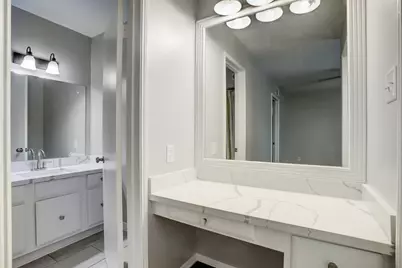 353 N Post Oak Lane #819, Houston, TX 77024 - Photo 9