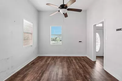 1327 33rd Street, Galveston, TX 77550 - Photo 5