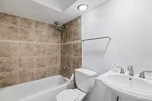 10306 Jillana Kaye Dr, Houston, TX 77086 - Photo 7