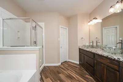 511 Silver Creek Circle, Richmond, TX 77406 - Photo 9