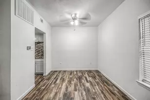 830 Threadneedle St, Houston, TX 77079 - Photo 7