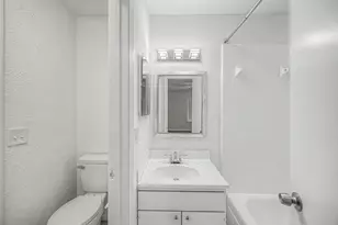 830 Threadneedle St, Houston, TX 77079 - Photo 17