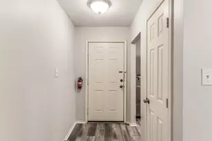 1722 Redwing Bluff Dr, Houston, TX 77009 - Photo 3