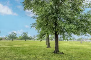 1722 Redwing Bluff Dr, Houston, TX 77009 - Photo 27