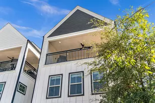 412 N Live Oak St, Houston, TX 77003 - Photo 1