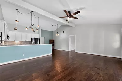 4228 Scenic Drive, Dickinson, TX 77539 - Photo 5