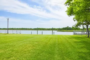 4228 Scenic Dr, Dickinson, TX 77539 - Photo 15
