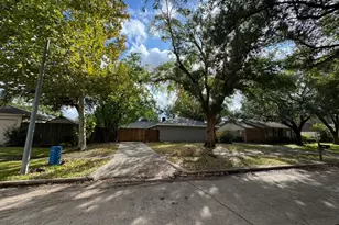 1907 Ashford Hollow Ln, Houston, TX 77077 - Photo 5