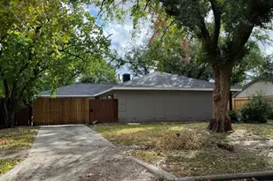 1907 Ashford Hollow Ln, Houston, TX 77077 - Photo 3