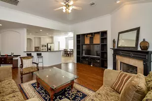 10915 Menaggio Ct, Richmond, TX 77406 - Photo 9