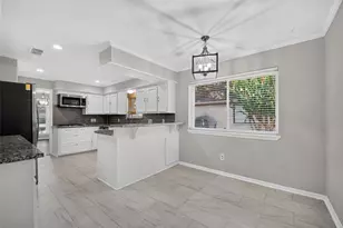 7614 Rollingbrook Dr, Houston, TX 77071 - Photo 15