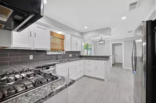 7614 Rollingbrook Dr, Houston, TX 77071 - Photo 21
