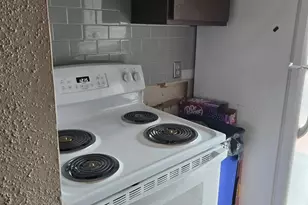 8405 Wilcrest Dr, Houston, TX 77072 - Photo 5