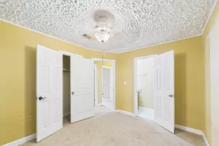 1213 W Sidnor St, Alvin, TX 77511 - Photo 17