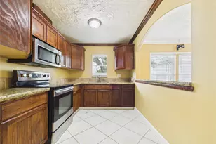 1213 W Sidnor St, Alvin, TX 77511 - Photo 29
