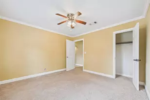 1213 W Sidnor St, Alvin, TX 77511 - Photo 19