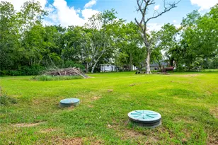 1857 County Rd 99, Alvin, TX 77511 - Photo 27