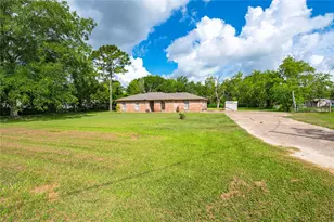 1857 County Rd 99, Alvin, TX 77511 - Photo 3