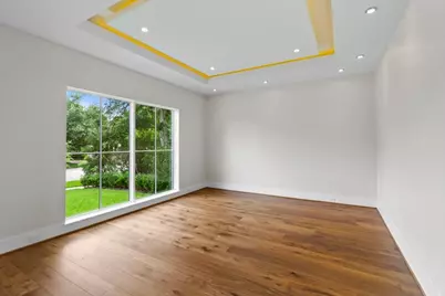 2341 Maroneal St, Houston, TX 77030 - Photo 7