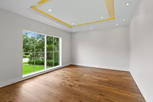 2341 Maroneal St, Houston, TX 77030 - Photo 7