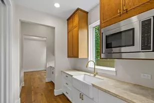 2341 Maroneal St, Houston, TX 77030 - Photo 15