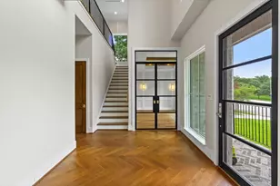 2341 Maroneal St, Houston, TX 77030 - Photo 3