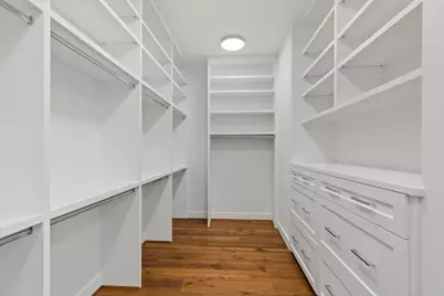 2341 Maroneal St, Houston, TX 77030 - Photo 33
