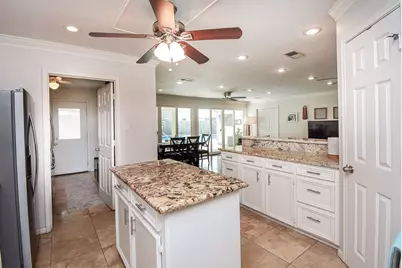 2930 Kevin Lane, Houston, TX 77043 - Photo 31