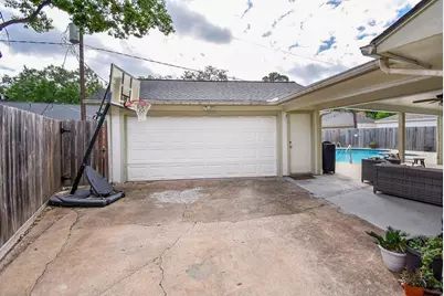 2930 Kevin Lane, Houston, TX 77043 - Photo 9