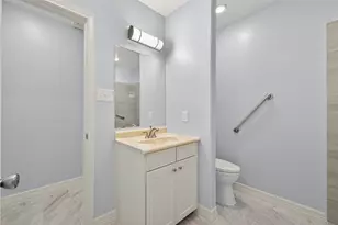 6928 Apache St, Houston, TX 77028 - Photo 35