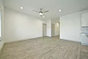 7923 Suffolk Vly Ln, Rosharon, TX 77583 - Photo 17
