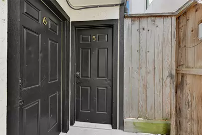 1607 Welch Street #6, Houston, TX 77006 - Photo 9