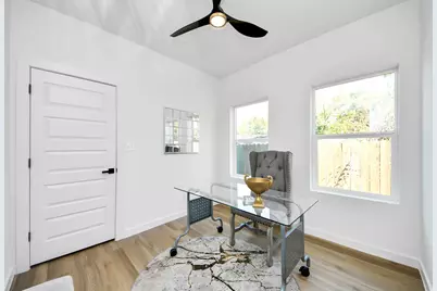 1216 E 34th Street #C, Houston, TX 77022 - Photo 5