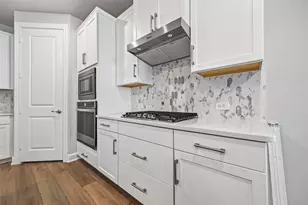 7046 Lauren Oak Dr, Conroe, TX 77304 - Photo 13