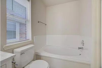 119 Horn Court, Baytown, TX 77523 - Photo 21