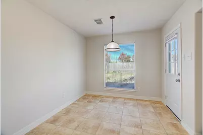 119 Horn Court, Baytown, TX 77523 - Photo 9