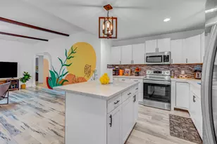 5918 Lattimer Dr, Houston, TX 77035 - Photo 9